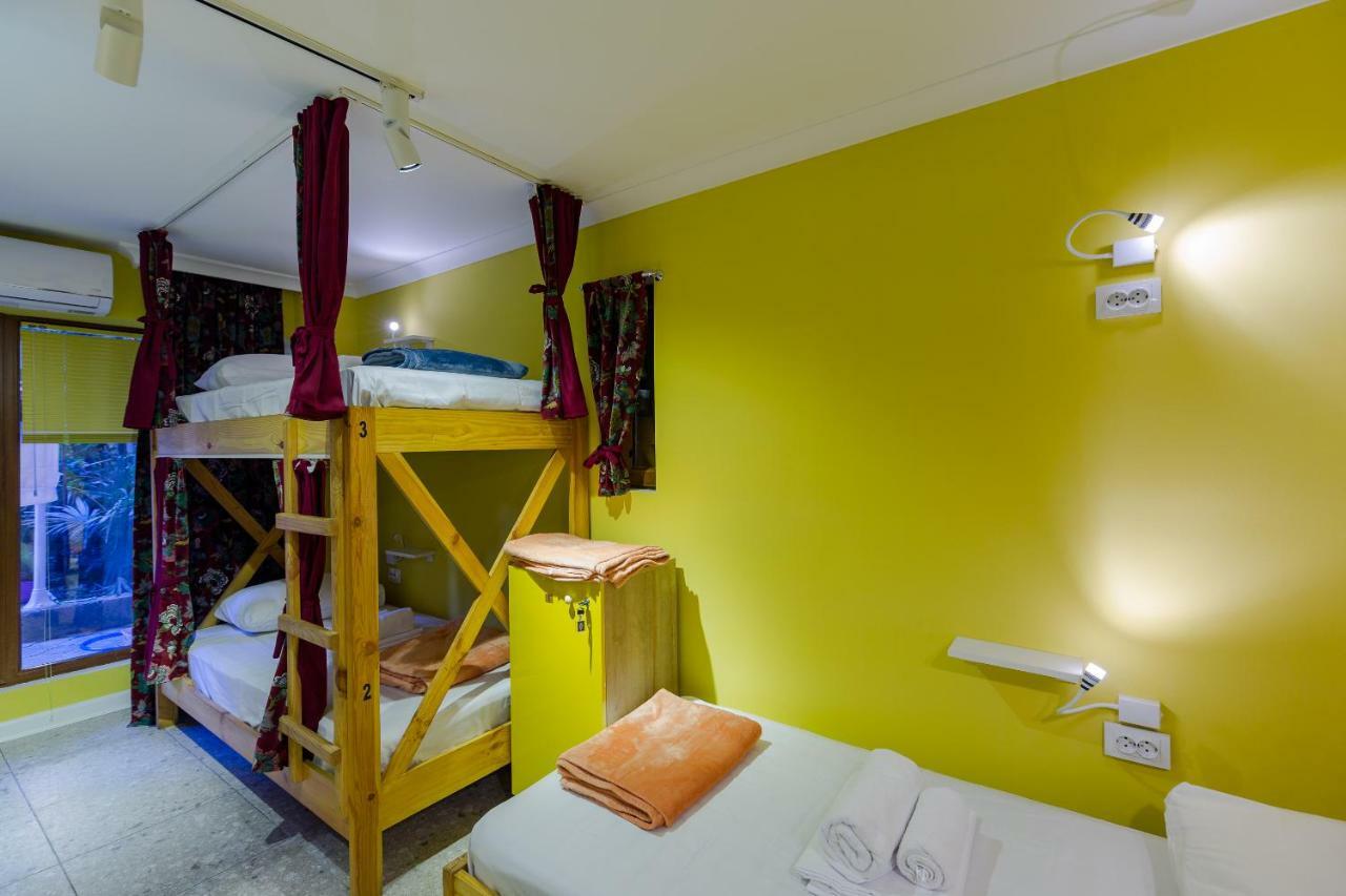Batumi Surf Hostel Ngoại thất bức ảnh