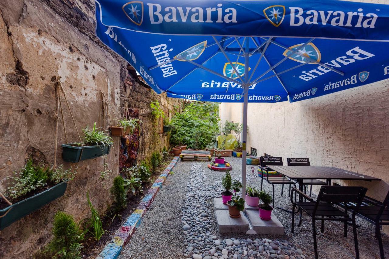 Batumi Surf Hostel Ngoại thất bức ảnh